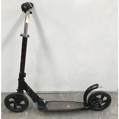 M-CRO Big Wheel Scooter