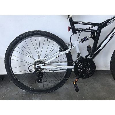 Crane Status Mountain Bike