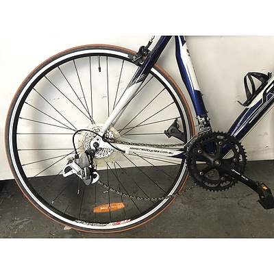 Reid Aquila Road Bike