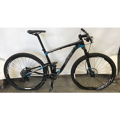 2016 Giant Anthem Advanced X Mountain Bike