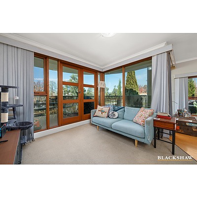 33/18 Captain Cook Crescent, Griffith ACT 2603