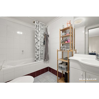 33/18 Captain Cook Crescent, Griffith ACT 2603