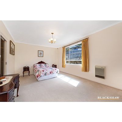 23 MacKenzie Street, Hackett ACT 2602