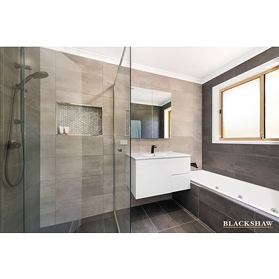 36 Hansen Circuit, Isaacs ACT 2607