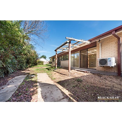 11 Wambool Street, Narrabundah ACT 2604