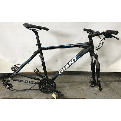 Giant ATX Mountain Bike