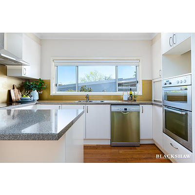 10 Bedford Street, Deakin ACT 2600