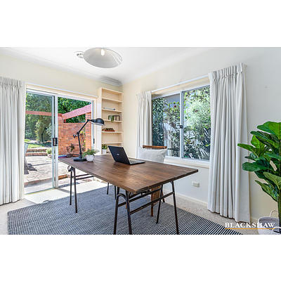 10 Bedford Street, Deakin ACT 2600
