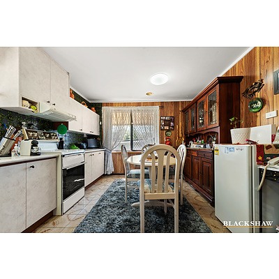 127 Eggleston Crescent, Chifley ACT 2606