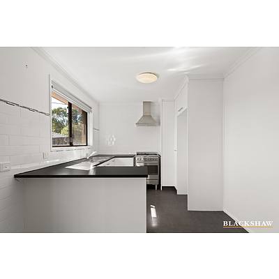 4 Parfitt Crescent, Calwell ACT 2905