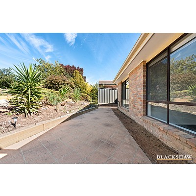 4 Parfitt Crescent, Calwell ACT 2905