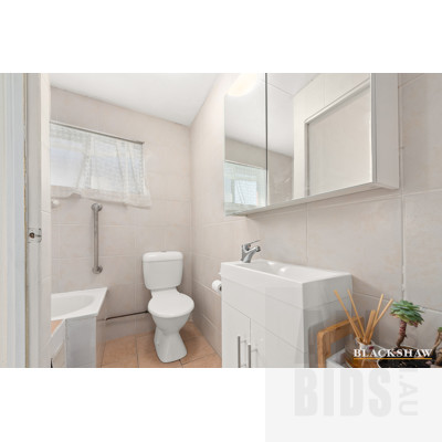 3/82-84 Tharwa Road, Queanbeyan NSW 2620