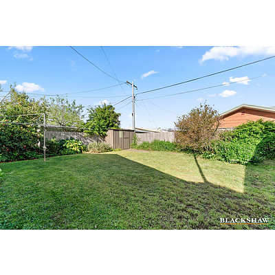 11 Tungun Street, Narrabundah ACT 2604