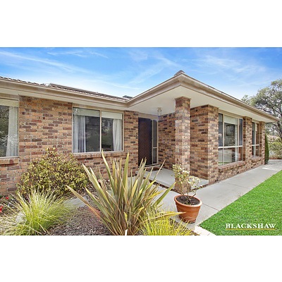 4 McBride Place, Calwell ACT 2905