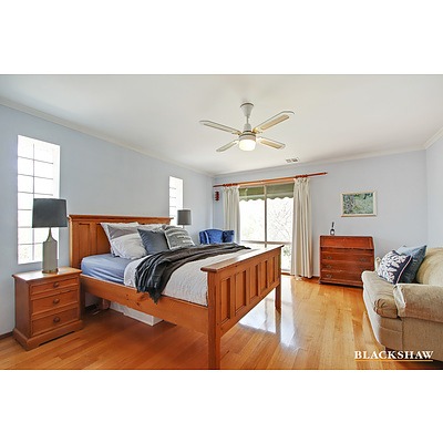 4 McBride Place, Calwell ACT 2905