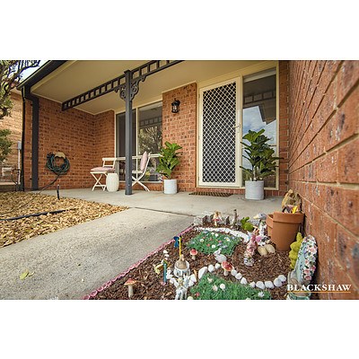 6 Yerrabi Place, Ngunnawal ACT 2913