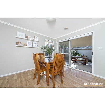 6 Yerrabi Place, Ngunnawal ACT 2913