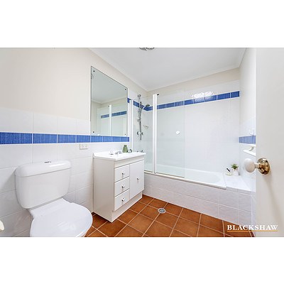 6 Yerrabi Place, Ngunnawal ACT 2913