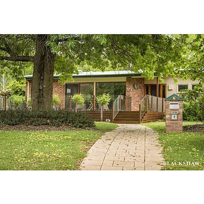 9 Lambert Street, Lyneham ACT 2602