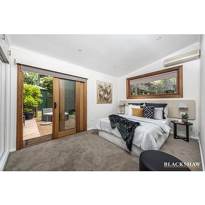 9 Lambert Street, Lyneham ACT 2602