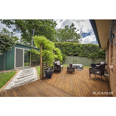 9 Lambert Street, Lyneham ACT 2602