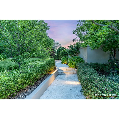 95 Strickland Crescent, Deakin ACT 2600