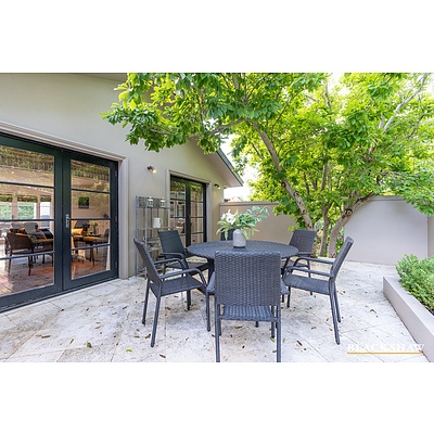 95 Strickland Crescent, Deakin ACT 2600