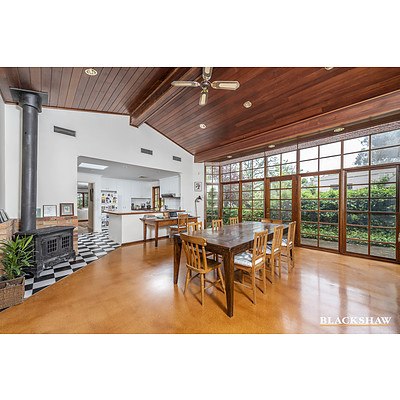 16 Hamelin Crescent, Narrabundah ACT 2604