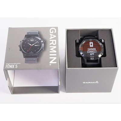 Garmin Fenix 5 Electronic Mens Dress Watch - In Presentation Box