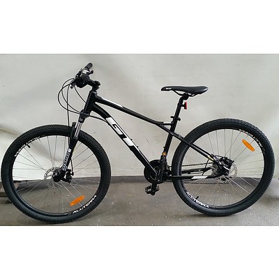 GT Aggressor Sport 21 Speed Mountain Bike