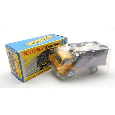 Vintage Matchbox Superfast No 37 'Cattle Truck'
