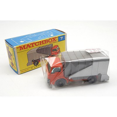 Vintage Lesney Matchbox No 7 - Ford Refuse Truck