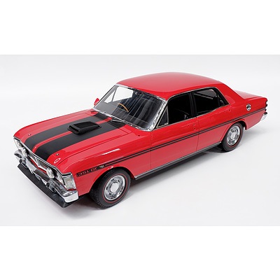 Icon Models, 1970 Ford Falcon GT Phase II GTHO, Vermillion Fire, Large 1:8 Scale Diecast Model