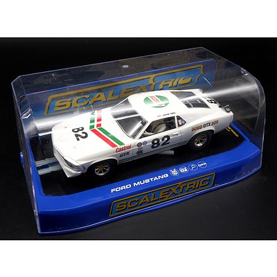 Scalextric, 1969 Ford Mustang Boss 302 GT John Hall 1:32 Scale Model