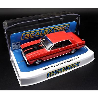 Scalextric, Ford XY Falcon GTHO Phase III Track Red, 1:32 Scale Model