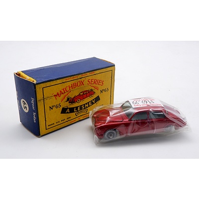 Moko Lesney Matchbox Series No 65 - Jaguar Sedan