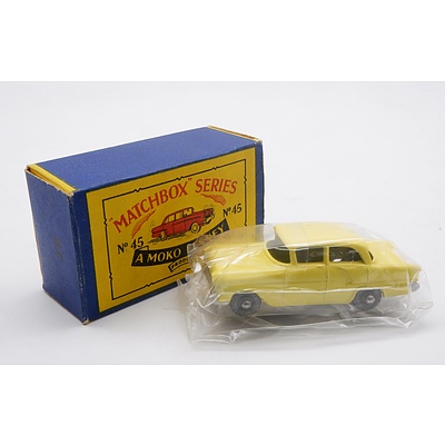 Moko Lesney Matchbox Series No 45 - Vauxhall Victor