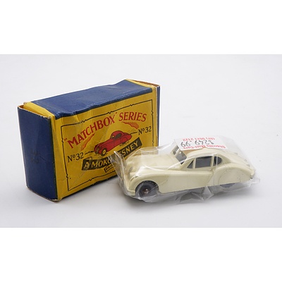 Moko Lesney Matchbox Series No 32 - Jaguar XK140