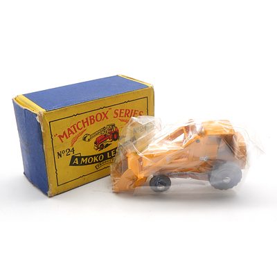 Moko Lesney Matchbox Series No 24 - Weatherill Hydraulic Excavator