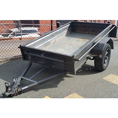 B & M Trailers 7' x 4' Single Axle Box Trailer