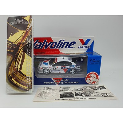 Classic Carlectables - Holden VT Commodore Garth Tander Valvoline 1:43 Scale Model Car