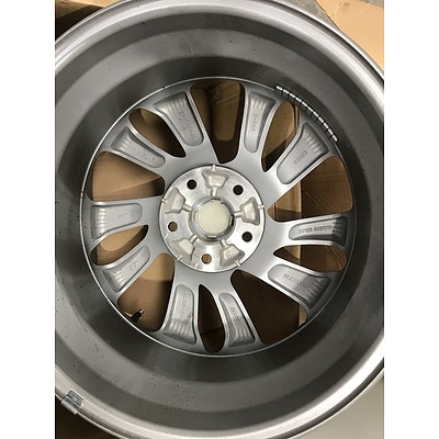 New Condition Hyundai 17 Inch Rims