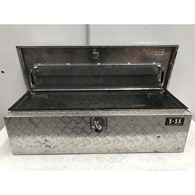 1-11 Checkerplate Storage Chest