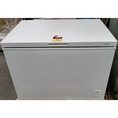 Westinghouse 290 Litre Chest Freezer