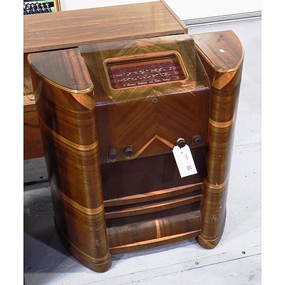 Vintage STC Radiogram in Walnut - Lot 1177875 | ALLBIDS
