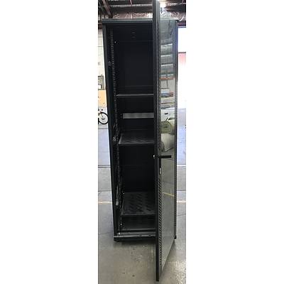 42RU Server Rack With Fans