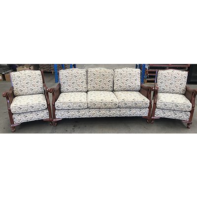 Vintage Walnut Jarvi Style Lounge