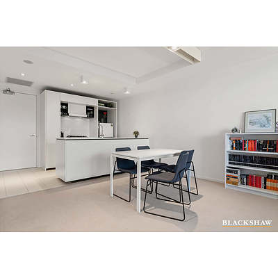15/33 Eastlake Parade, Kingston ACT 2604