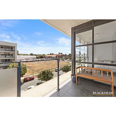 15/33 Eastlake Parade, Kingston ACT 2604