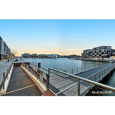 15/33 Eastlake Parade, Kingston ACT 2604